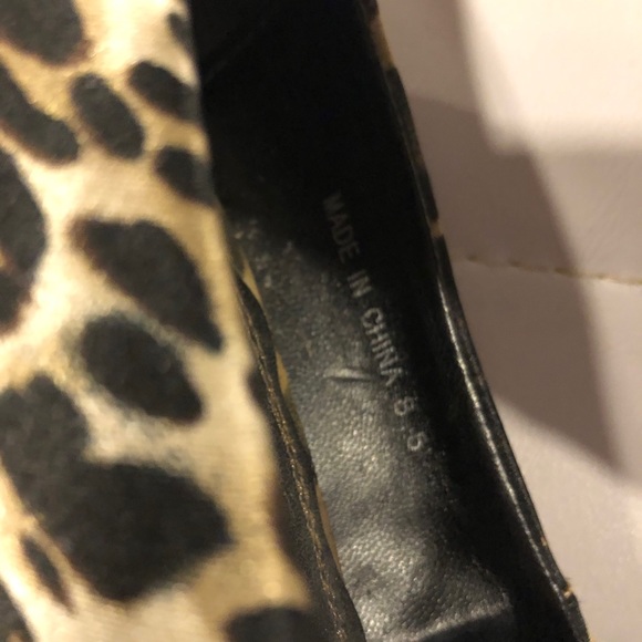 LE CHATEAU cheetah heels! - Picture 6 of 6